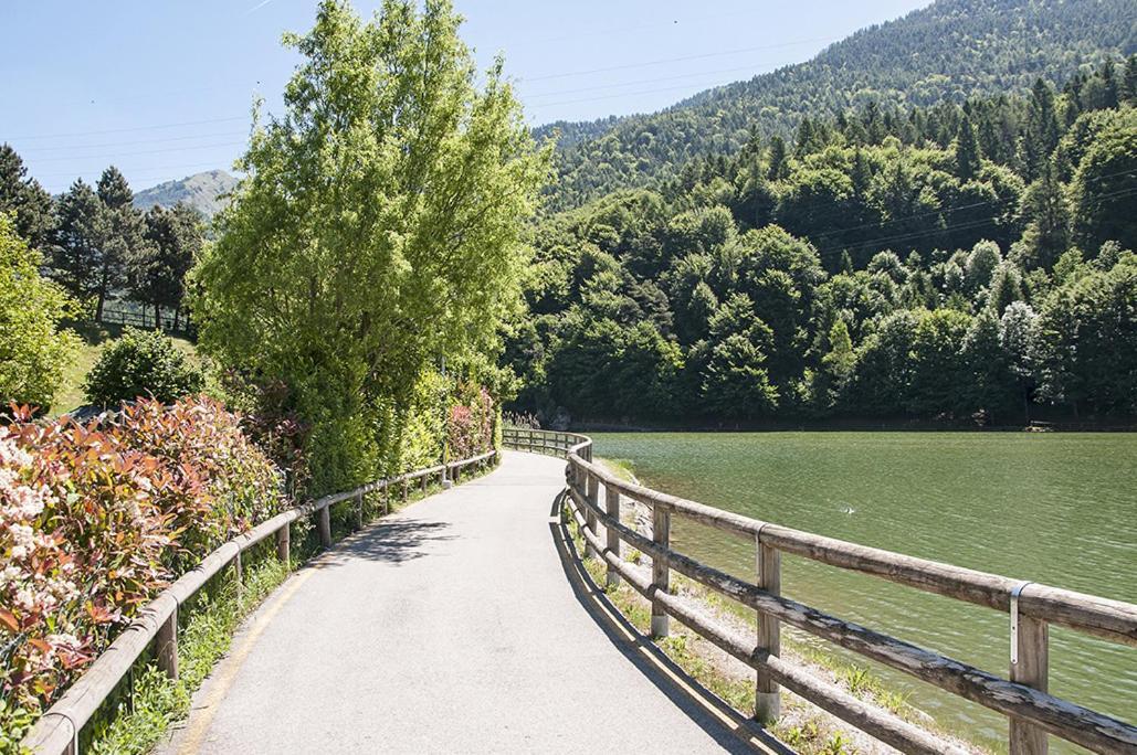 Hotel Carlone Breguzzo Kültér fotó