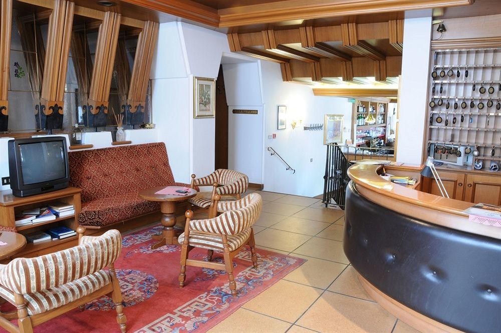 Hotel Carlone Breguzzo Kültér fotó